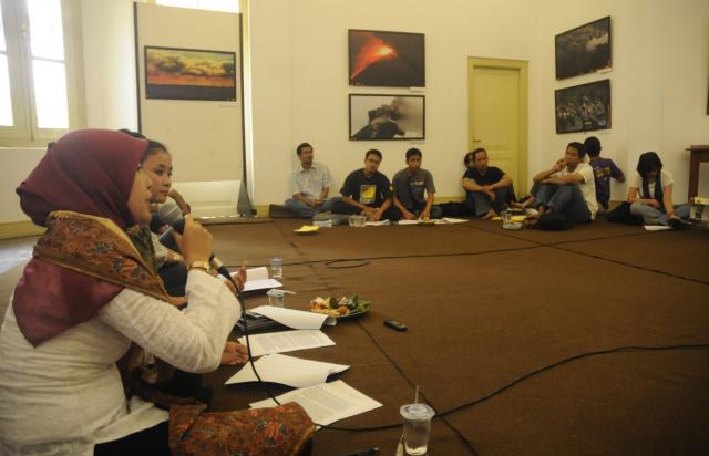 160111_SOLO_DISKUSI