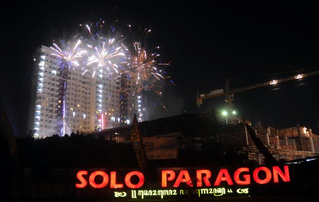 210111_SOLO_KEMBANG API PARAGON3