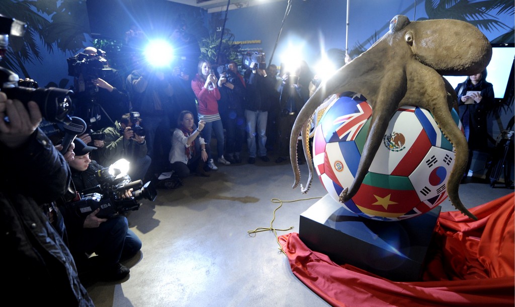 Monumen Paul Si Gurita diresmikan