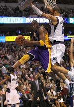 lakersVSmavs-Getty/Ronald Martinez