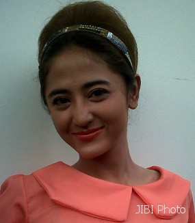 DEWI PERSIK