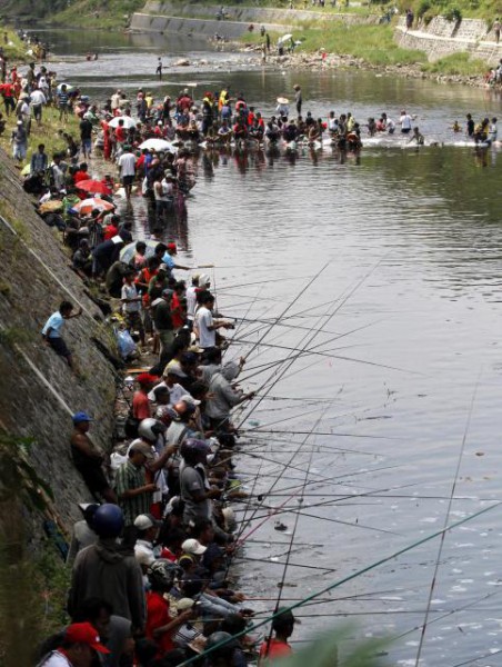 290412_SOLO_LOMBA MANCING_BUR2