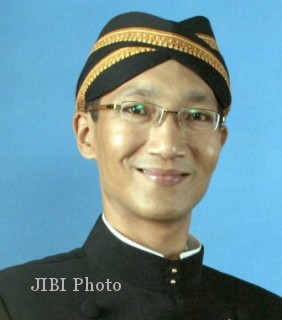 Iqbal Wahyu Purwito, Pengurus Paguyuban Metri Budaya Jawi Melathi Surakarta