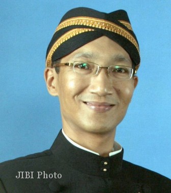 Iqbal Wahyu Purwito, Pengurus Paguyuban Metri Budaya Jawi Melathi Surakarta