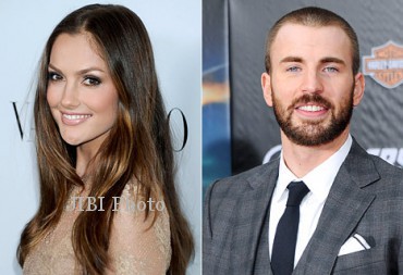Minka Kelly-Chris Evans (Foto: US Magazine)