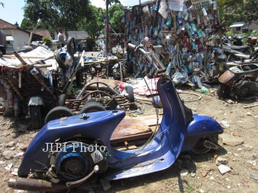 28vespa-modif (1)