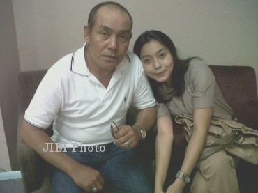 Cecilia Vickend dan ayahnya (Twitter)