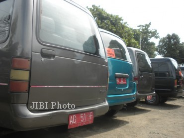 Mobdin Pemkab Karanganyar yang siap dilelang pada 2013 (Bony Eko Wicaksono/.JIBI/SOLOPOS)