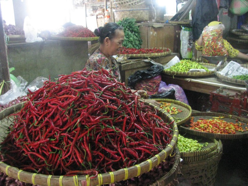 Pedagang Cabai di Pasar Beringharjo. (Harian Jogja/Holly Kartika NS)