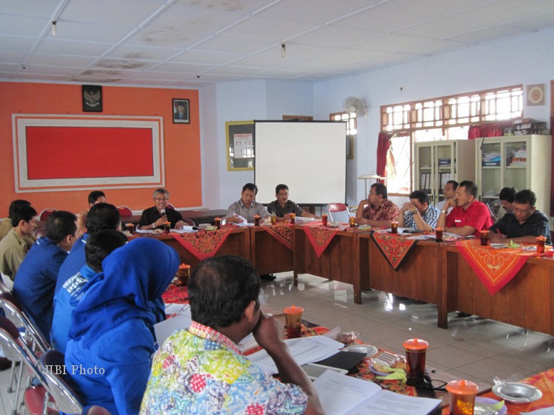 Suasana sosialisasi pelaksanaan Pemilu 2014 di kantor Komisi Pemilihan Umum Wonogiri Selasa (22/1/2013). (Tika Sekar A/JIBI/SOLOPOS)