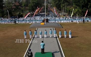mahasiswa baru - bur