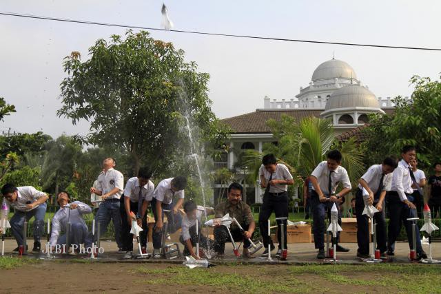 Assalam+Solo ... assalam casa pondok pesantren modern islam ppmi assalam solo jumat 1 3