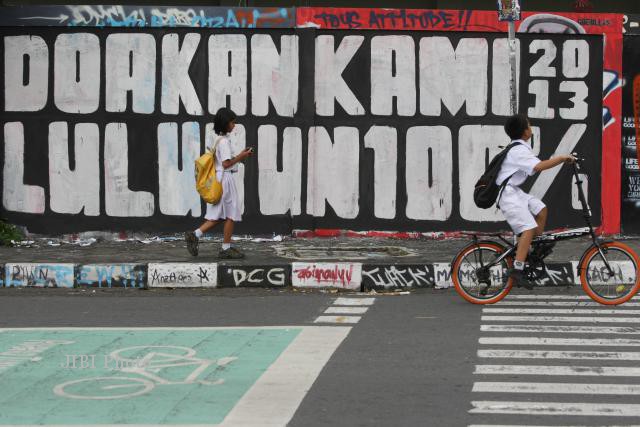 040313-Harian Jogja-Doa Lulus 100_-01