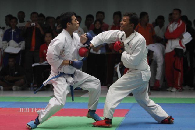 120513_SOLO_karate3