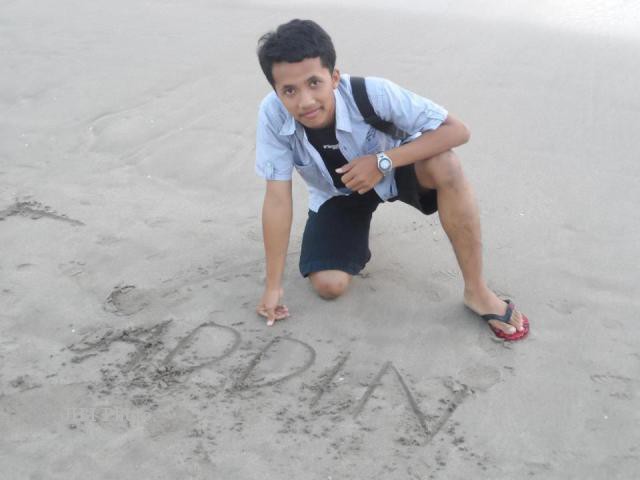 Aditya Agam Nugraha (Facebook)