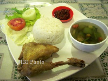 Ayam goreng Madukoro Solo. (Kurniawan/JIBI/SOLOPOS)