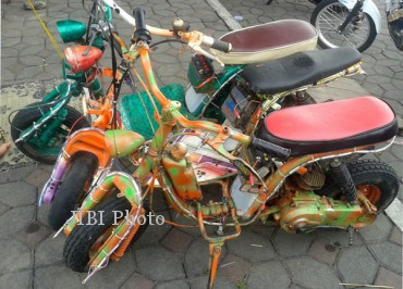 Motor hias Alkid