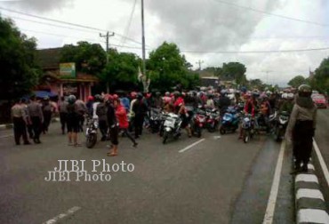 rusuh pasoepati vs sleman
