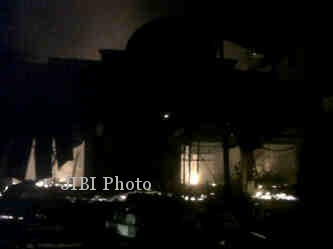 Kebakaran yang melanda toko mebel Mulya di Jl. Pandanaran 327 Boyolali, Rabu (31/7/2013). (Oriza Vilosa/JIBI/Solopos)