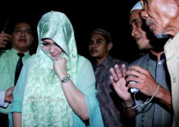 bella-saphira-mualaff-jakarta-260713-Teresia-May-antara1.jpg