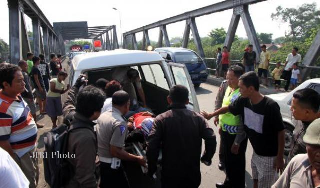 kecelakaan di Jembatan Jurug Solo