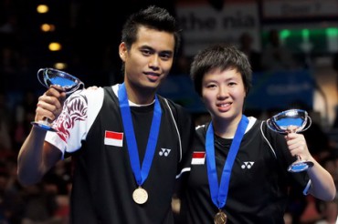 Tontowi_Ahmad__Liliyana_Natsir.jpg