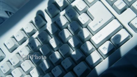 Messenger internet kejahatan seksual dunia maya kekerasan seks
