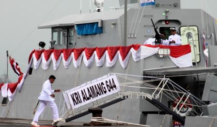 Persiapan persoapan KRI Alamang 644