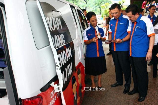 PELUNCURAN MOBIL SIMOLEK