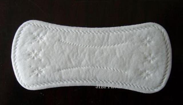 Ilustrasi panty liner kadang tak cukup untuk hadapi keputihan (biztrademarket.com)