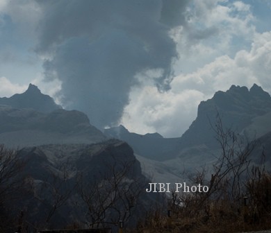 Gunung Kelud ketika masih berstatus Awas (JIBI/dok)