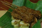 Sate Kere Yu Rebi (Farid Syafrodhi/JIBI/Solopos)