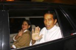Mantan wali kota Solo yang kini Gubernur DKI Jakarta dan menurut hasil rekapitulasi suara Pilpres 2014 menjadi capres terpilih Joko Widodo alias jokowi didampingi istrinya, Iriana, meninggalkan Diamond Restourant setelah berbuka puasa di Solo, Jawa Tengah, Jumat (25/7/2014). (JIBI/Solopos/Abdullah Azzam)
