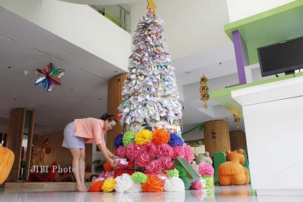 Ibis Styles Jogja memiliki pohon natal 2014 (JIBI/Harian Jogja/dok. Ibis Styles Jogja)l unik-ibis styles jogja