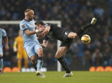 .COM : CATATAN SEPAK BOLA AWAL TAHUN 2015 : Chelsea Tak Butuh Pemain