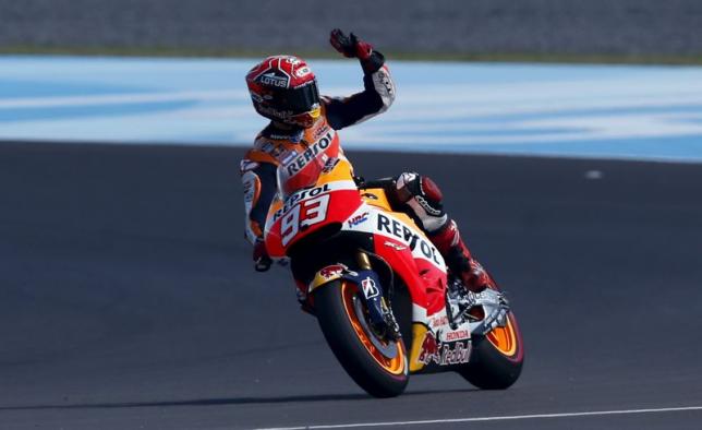 Marc Marquez memenangi balapan MotoGP Jerman 2015 (Reuters/Marcos Brindicci)
