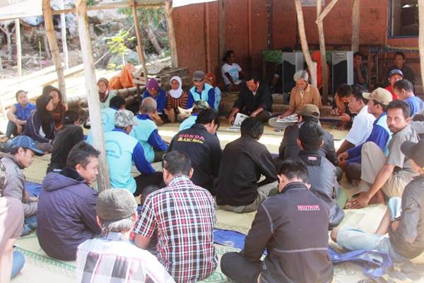 Suasana pembentukan deklarasi PKPM Gunungkidul di kawasan Watukodok, Kelor Kidul, Desa Kemadang, Tanjungsari. Senin (13/4/2015). (JIBI/Harian Jogja/David Kurniawan).