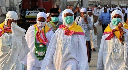 Ilustrasi jemaah haji Indonesia menggunakan masker (kemenag.go.id)