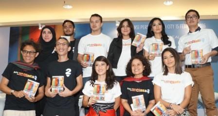 Konferensi pers film Ada Apa Dengan Cinta 2 di Jakarta, Senin (15/2/2016). (JIBI/Antara)