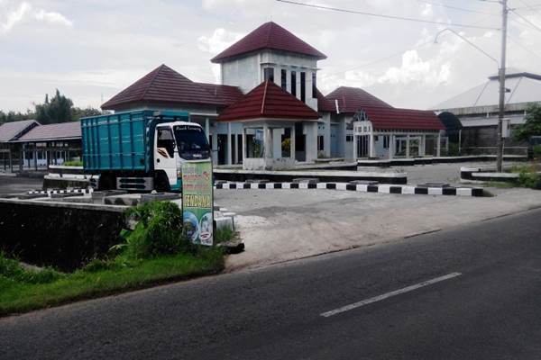 Kodisi Terminal Semin, meski bangunan sudah jadi tapi belum juga difungsikan hingga sekarang. Kamis (4/2/2016). (David Kurniawan/JIBI/Harian Jogja)