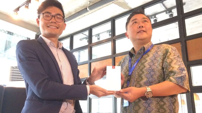 One Plus X Masuk Indonesia (Okezone)