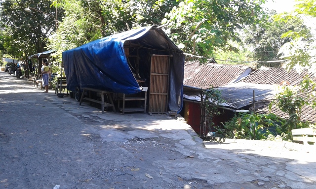 Hunian ilegal di bantaran Kali Tanggul, Serengan, Rabu (27/4/2016). (Irawan Sapto Adhi/JIBI/Solopos)