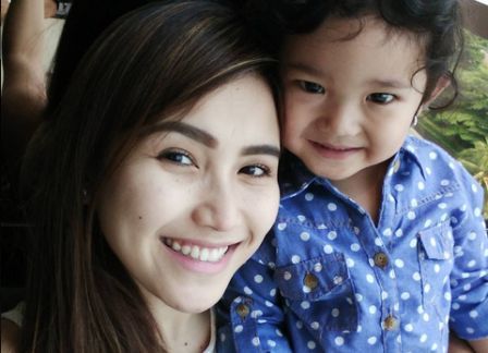 Ayu Ting Ting dan Bilqis (Instagram)