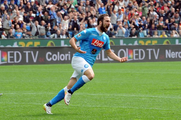Gonzalo Higuain (Twitter)
