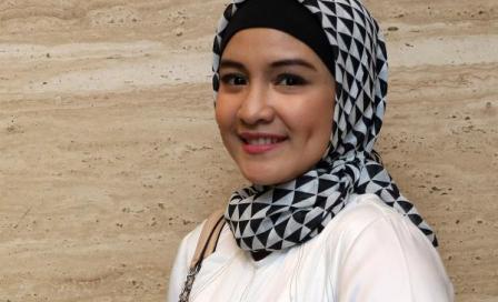Intan Nurani berjilbab (Liputan6.com)