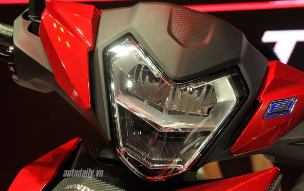 Lampu utama Honda Winner 150 alias Supra X 150. (Autodaily.vn)