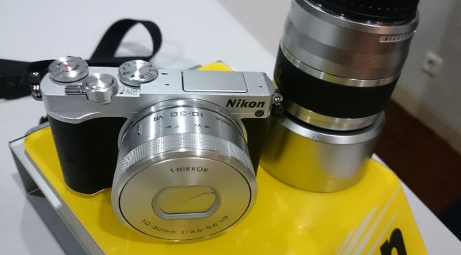 Nikon J1 5 (Liputan6.com)