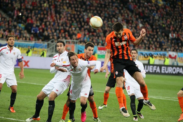 Shakhtar Donetsk vs Sevilla (Twitter)