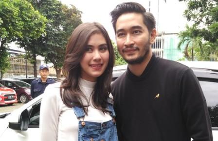 Syahnaz dan Jeje (Detik.com)