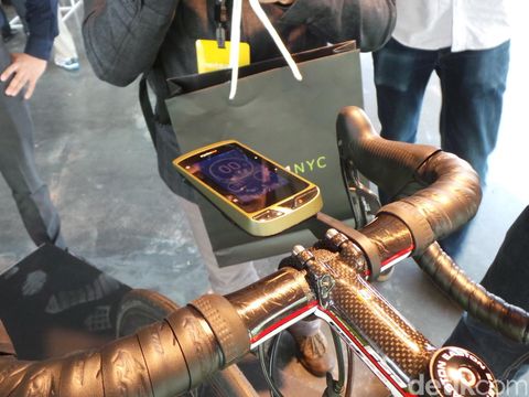 Xplova X5 (Detik)